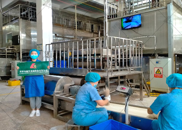 粉條機(jī)生產(chǎn)粉條時(shí)，如何保證粉條口感勁道？